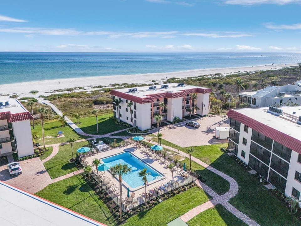 Neighbourhood, Natural landscape, Bird's eye view, Beach