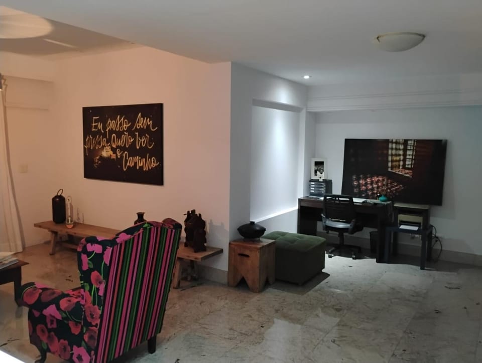 Communal lounge/ TV room, Activities, Living room, Business facilities, Seating area, Area and facilities, Entertainment, furniture