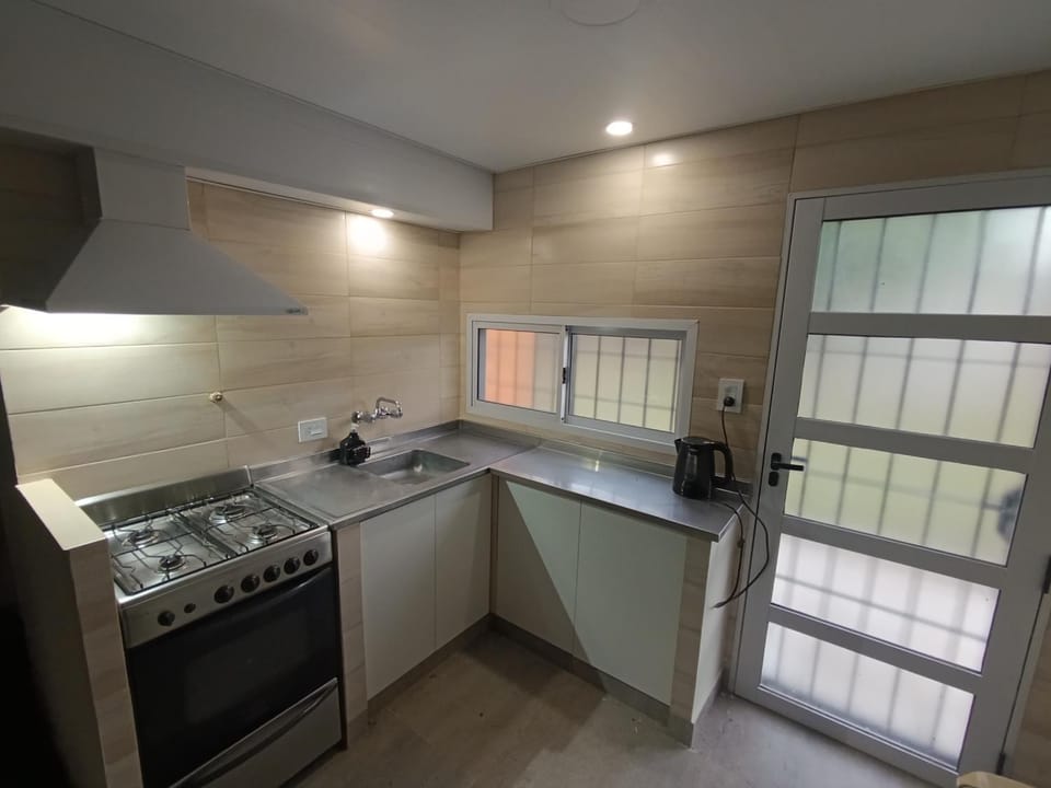 oven, kitchen