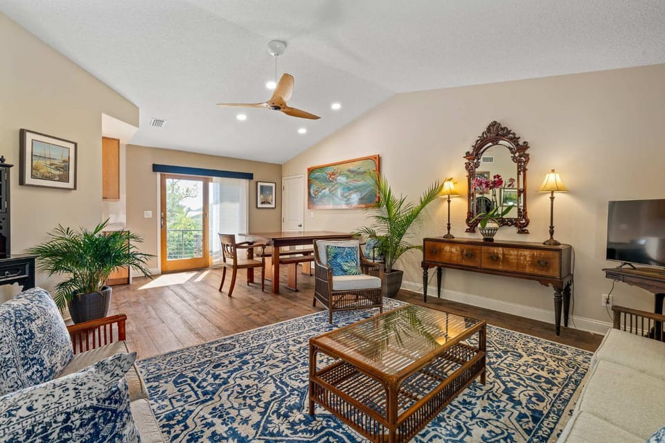Tropic Bliss l Backyard Oasis l Mins to DNTN House in Saint Augustine