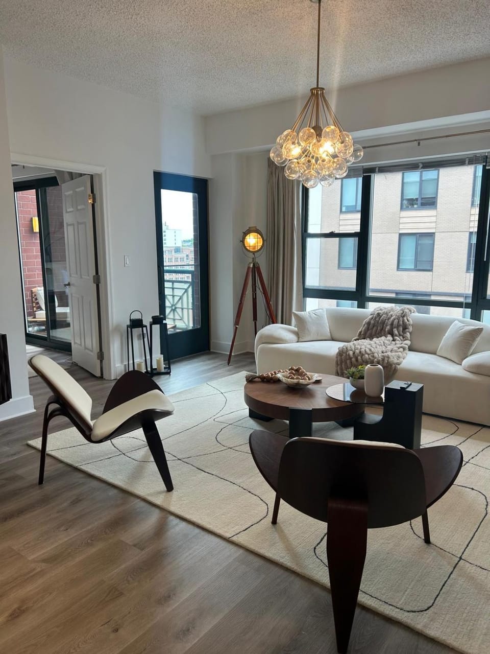 The Monroe Elegant 2BR2BA Downtown Stamford Apartment in Stamford