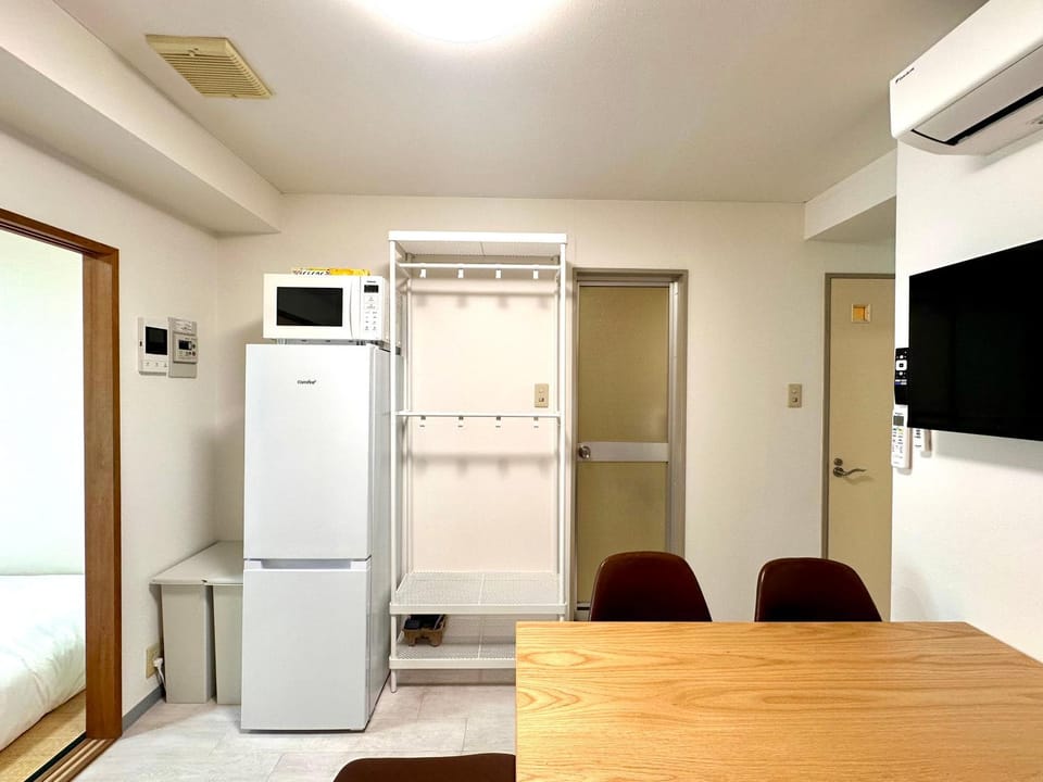 TV and multimedia, Dining area, minibar, air conditioner