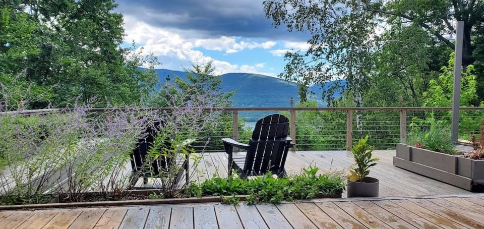 Patio, Natural landscape, Balcony/Terrace, Garden view, Mountain view
