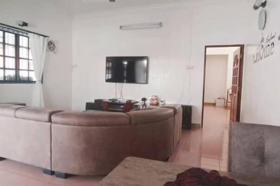Living room, air conditioner