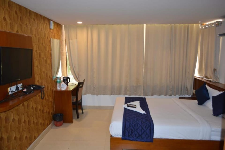 HOTEL O V3R Residency Hotel in Bengaluru