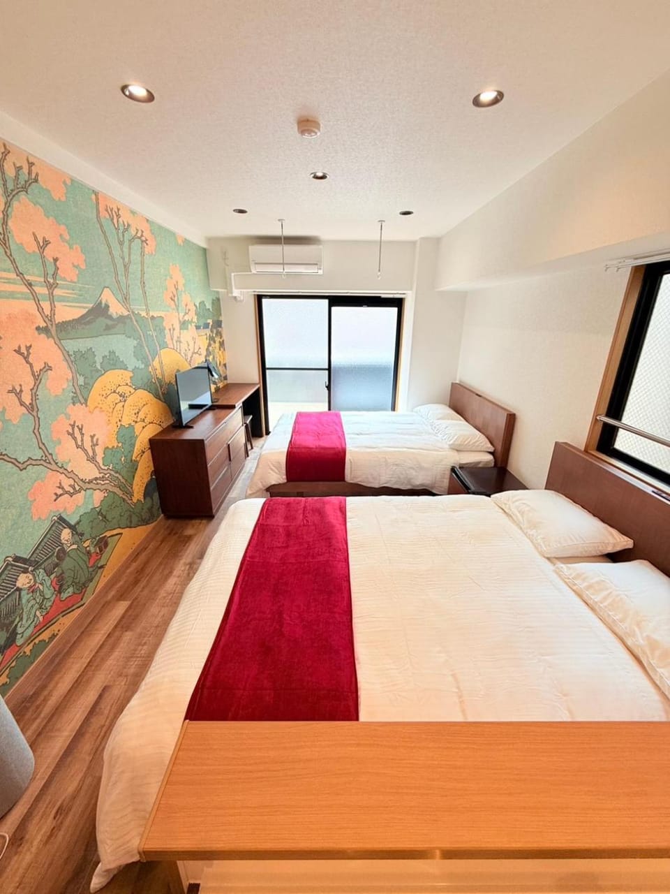 Photo of the whole room