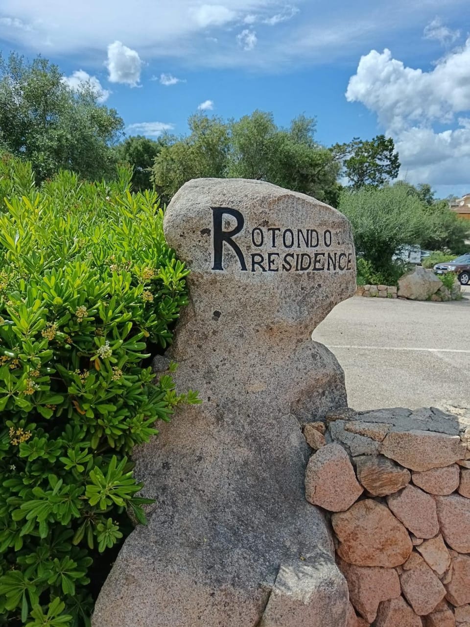 Nearby landmark, Street view