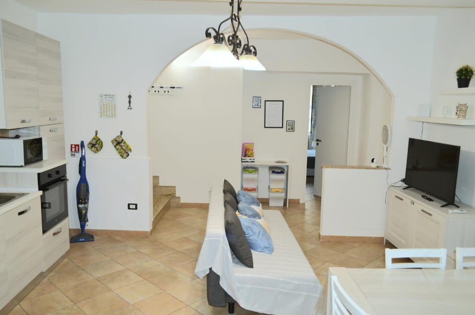Living room, kitchen
