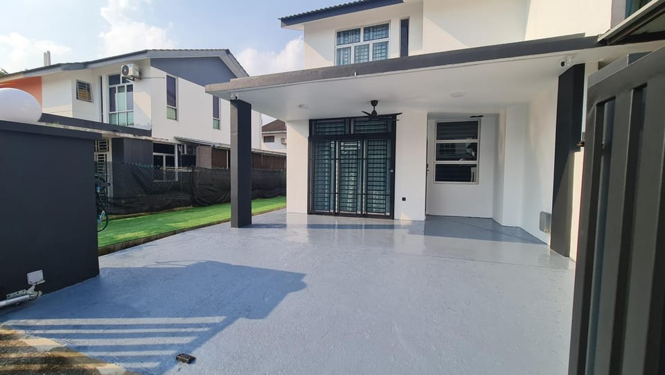JMKT 549 Homestay Mutiara Rini 8-10 pax House in Johor Bahru