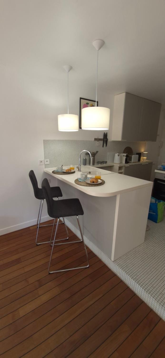 Kitchen or kitchenette