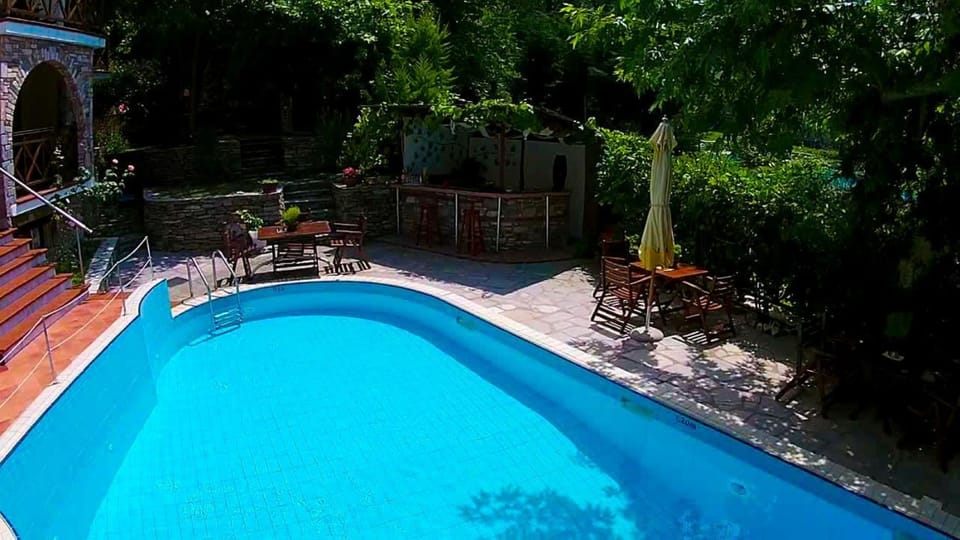 Garden, Swimming pool