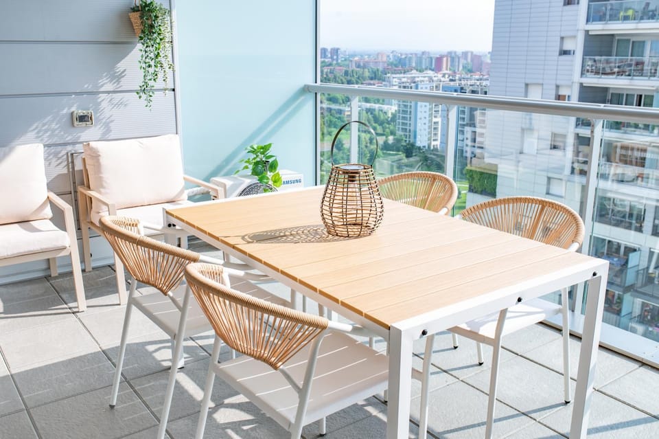 Balcony/Terrace, Dining area