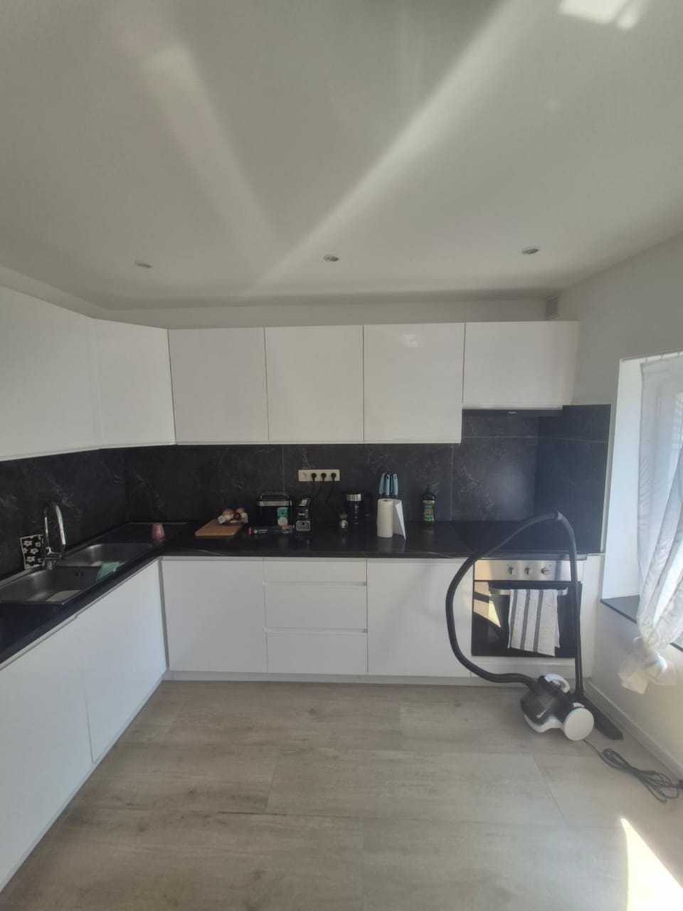 Genius BNB Buyl 2BR Terrace Near City Center Brussels Apartment in Ixelles