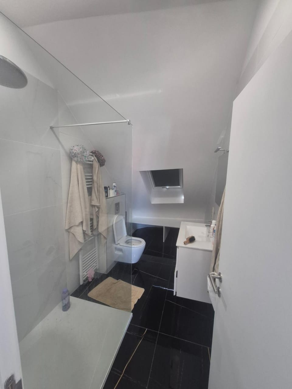 Genius BNB Buyl 2BR Terrace Near City Center Brussels Apartment in Ixelles