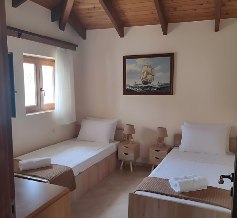 SeaFrontView Penthouse Apartment in Argostolion