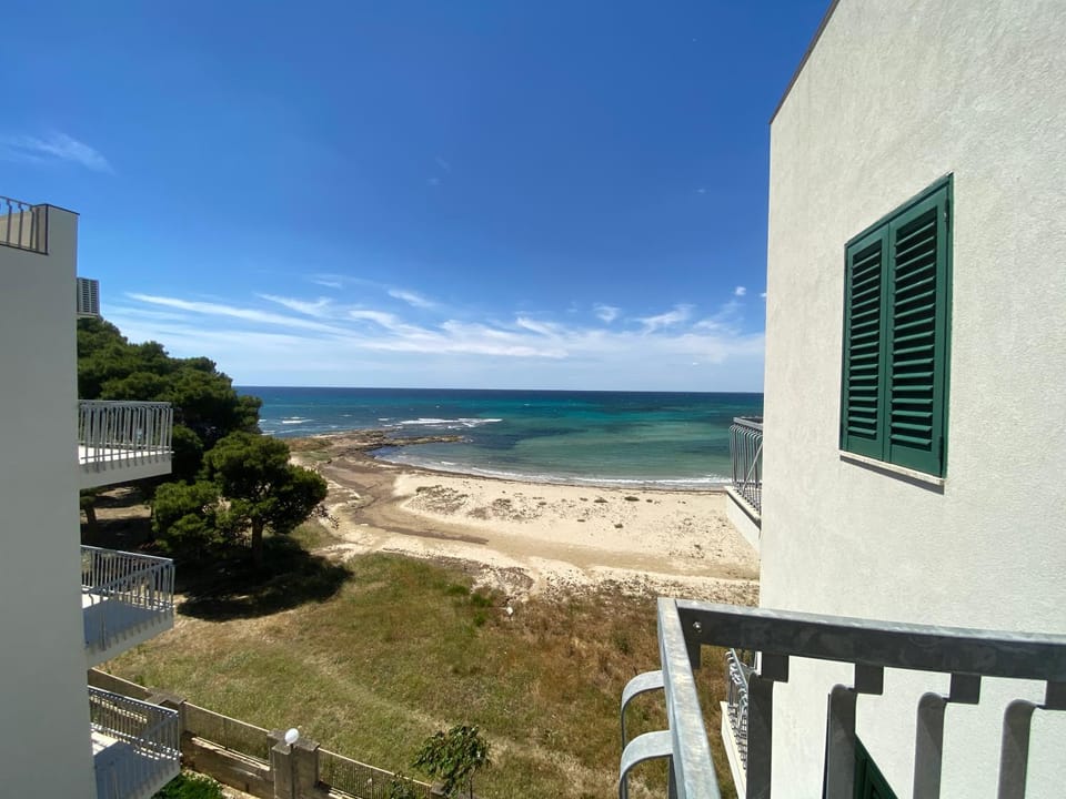 Natural landscape, Balcony/Terrace, Beach, Sea view