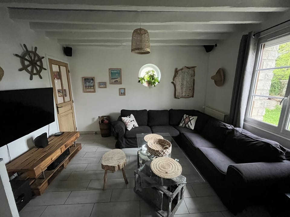 Sous le chemin de Paris House in Île-de-France