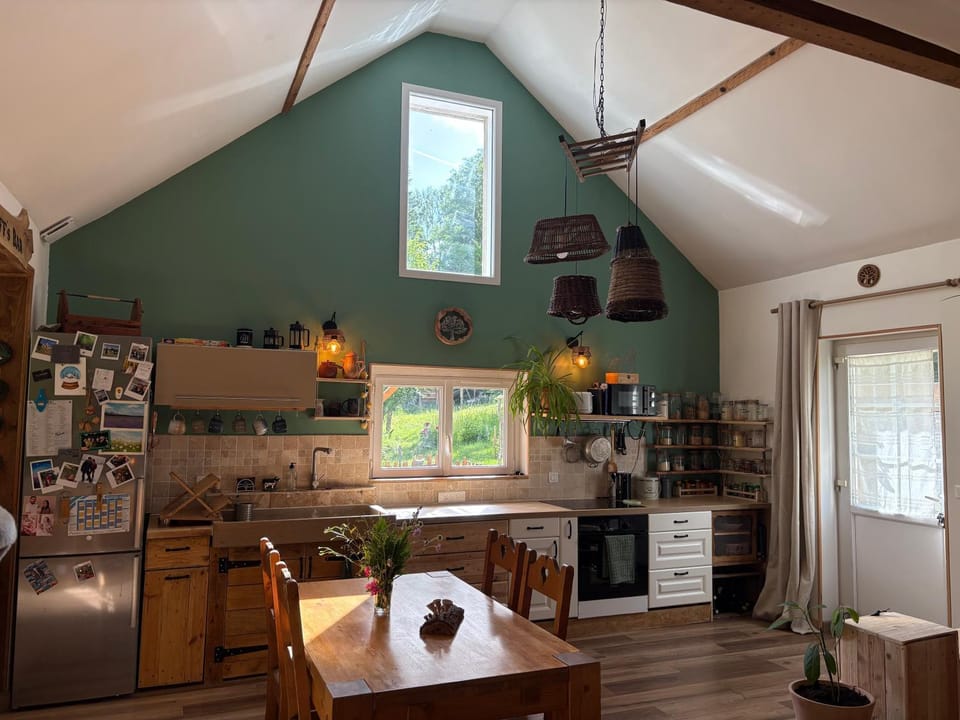 Chambre cosy en pleine nature, proche de Dijon Vacation rental in Bourgogne-Franche-Comté