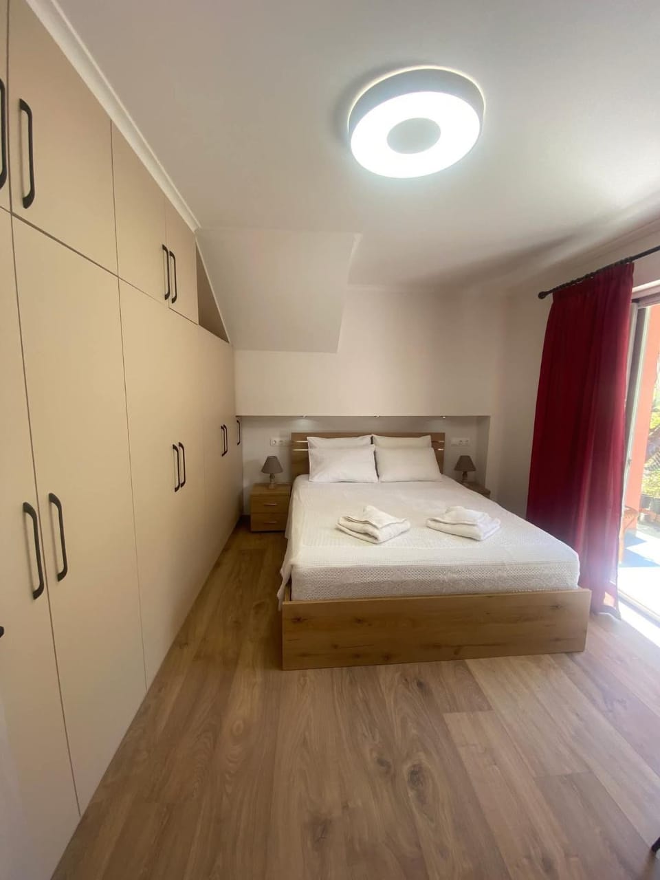 Bed, Bedroom, towels, wardrobe