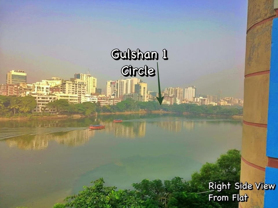 LAKE VIEW 2 Bedroom Apartment by Gulshan! Great Offer Apartment in Dhaka