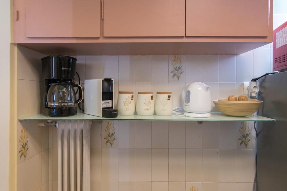 Whispering Walls Premium 1 bedroom Apartment Apartment in Kallithea