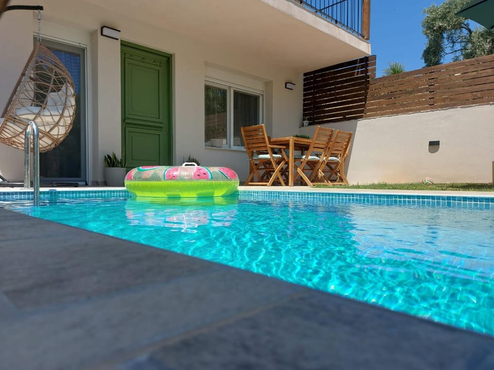 Abigails Pool House House in Thasos