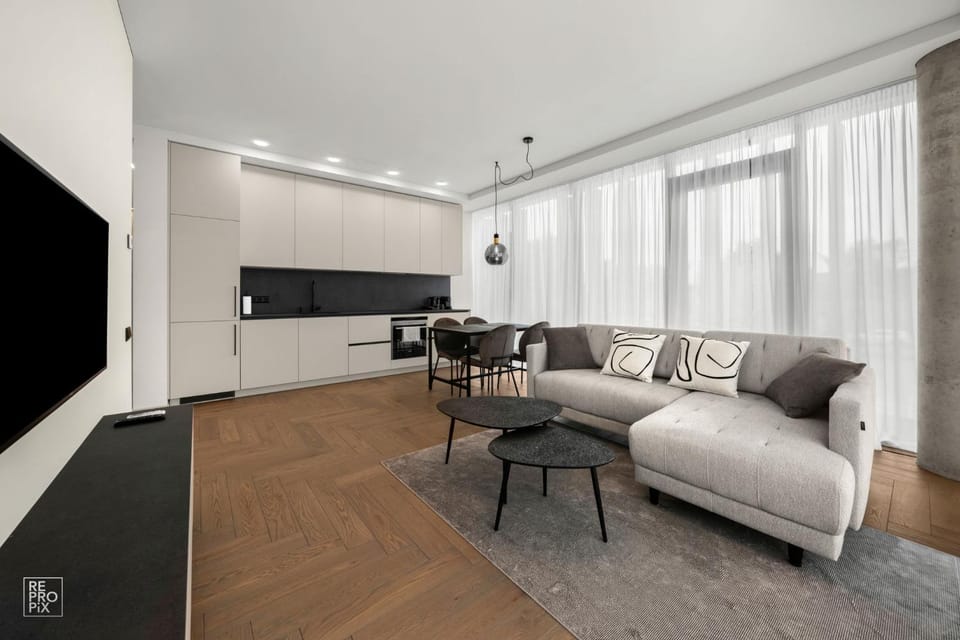 TV and multimedia, Living room