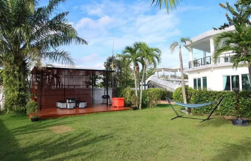 Silverlake Apartment in Pattaya City