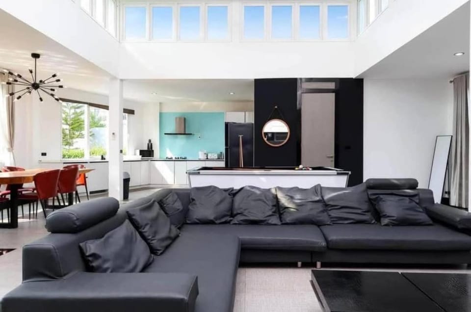 Silverlake Apartment in Pattaya City
