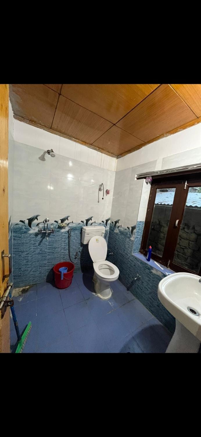 Guru guest house Bed and Breakfast in India