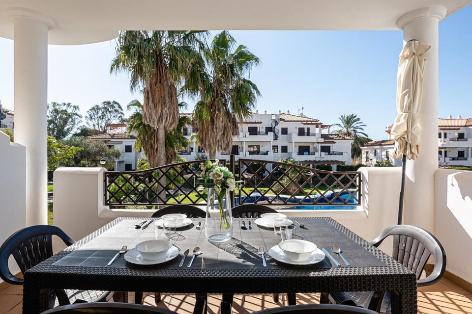 Balcony/Terrace, Dining area