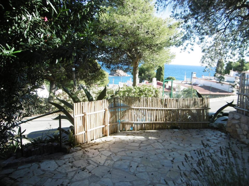 Bonito apartamento con terraza y magnificas vistas Apartment in Tossa de Mar