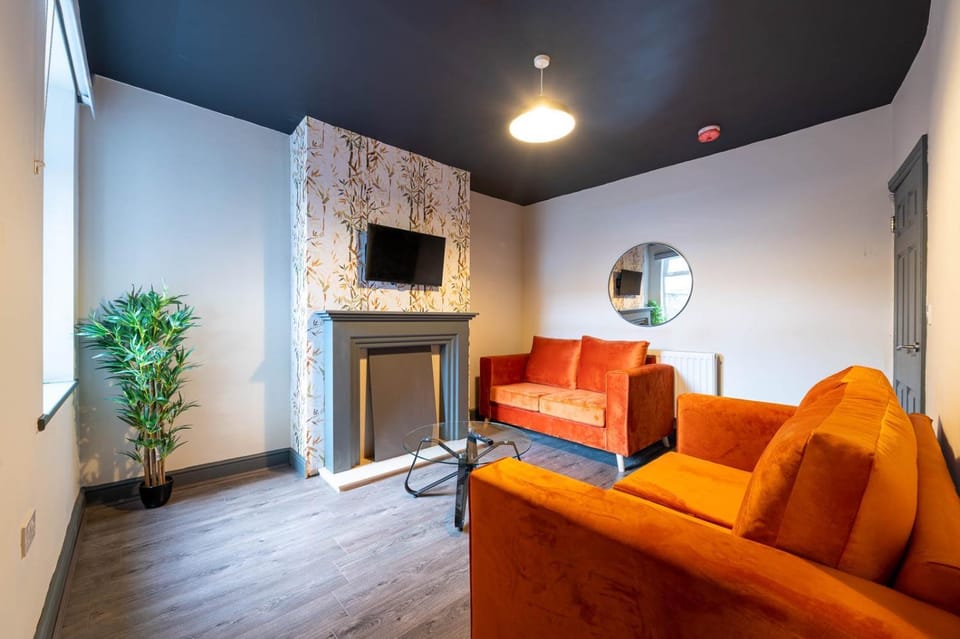 Station House - By Sigma Stays House in Crewe