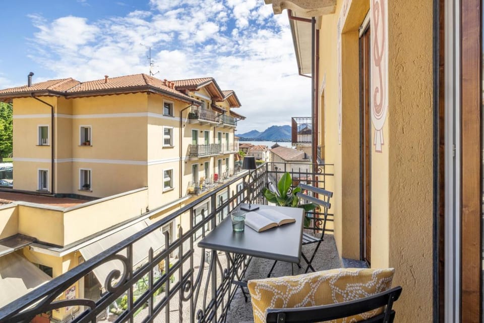 View (from property/room), Balcony/Terrace