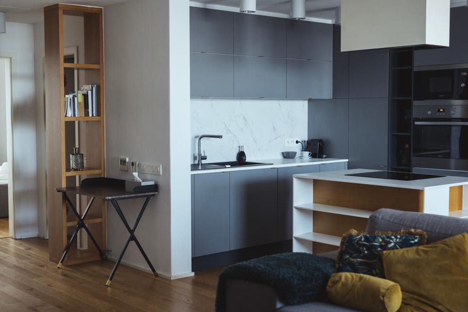 Kitchen or kitchenette, dishwasher, microwave, kitchen