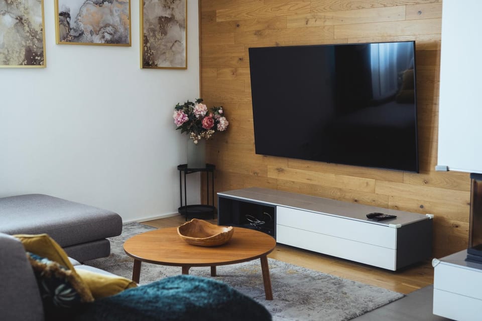 TV and multimedia, Living room