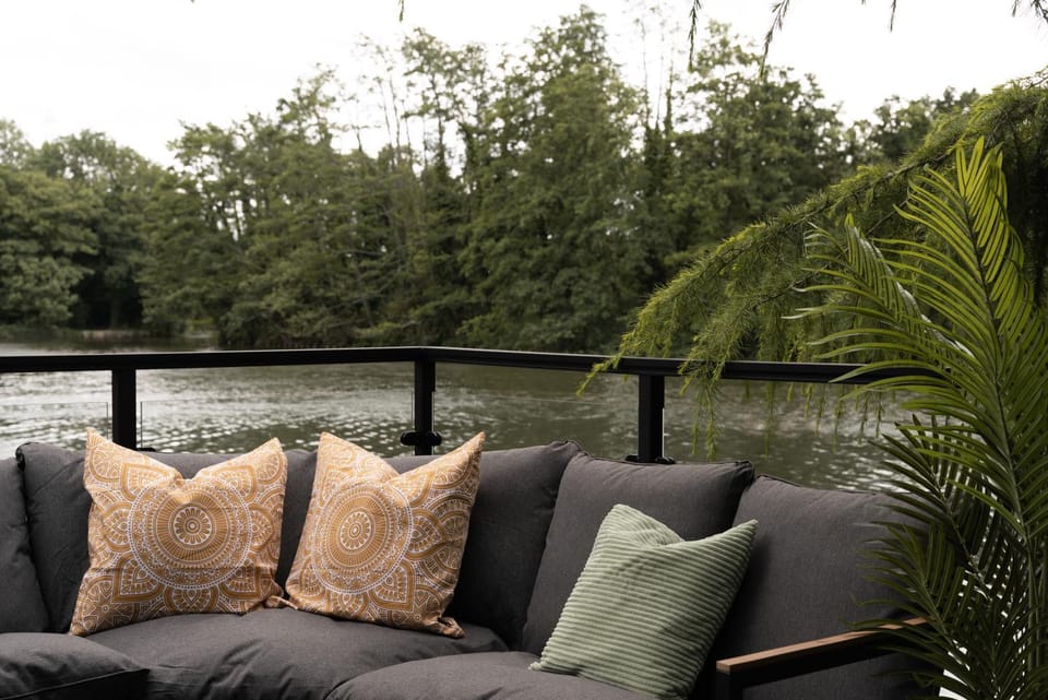 Natural landscape, Seating area, Lake view