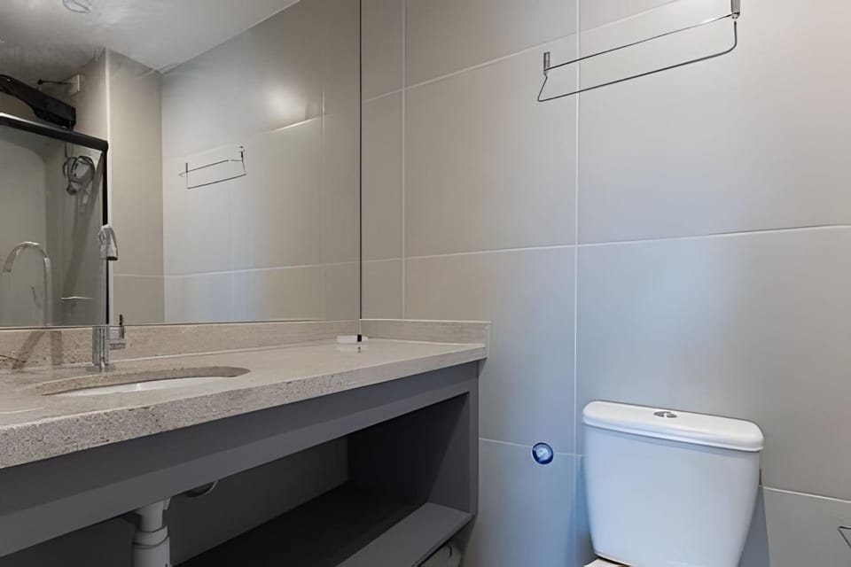 Toilet, Facade/entrance