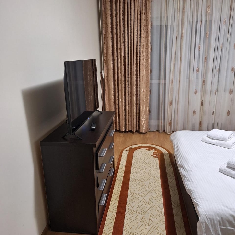 TV and multimedia, Photo of the whole room