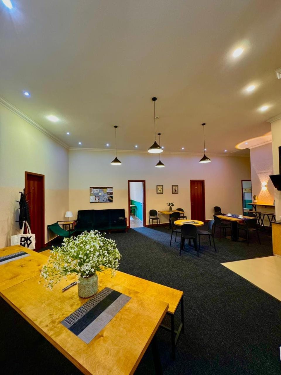 Seating area