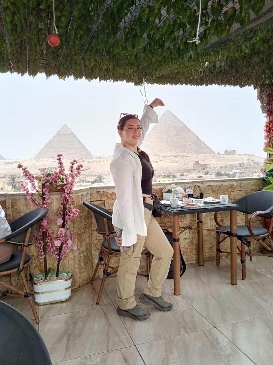 Montu pyramids Hotel Bed and Breakfast in Egypt