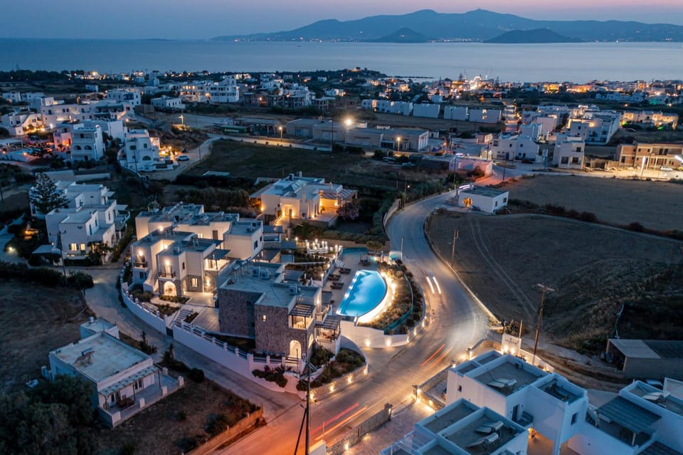 Property building, Patio, Nearby landmark, Staff, Spring, Day, Night, People, People, People, Neighbourhood, Natural landscape, Bird's eye view, Summer, View (from property/room), Other, Other, Other, Decorative detail, Seating area, Autumn, Text overlay, Guests, City view, Garden view, Landmark view, Mountain view, Pool view, Sea view, Street view, Area and facilities, Area and facilities, Area and facilities, Swimming pool, Seasons, Time of day, Location, Sunrise, Sunset, children, young children, older children, group of guests, Family, concierge, furniture, locker, safe, storage, sunbed, towels, VIP, wedding, air conditioner