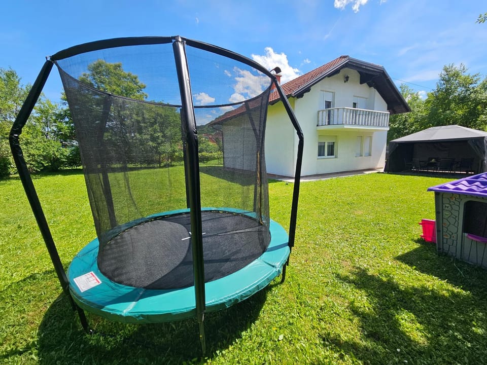 Property building, Day, Children play ground, Entertainment