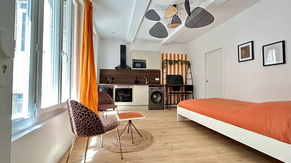 Dream Studio, - Rénové, Centre-Ville proche Vieux-port, 2pers Apartment in Marseille