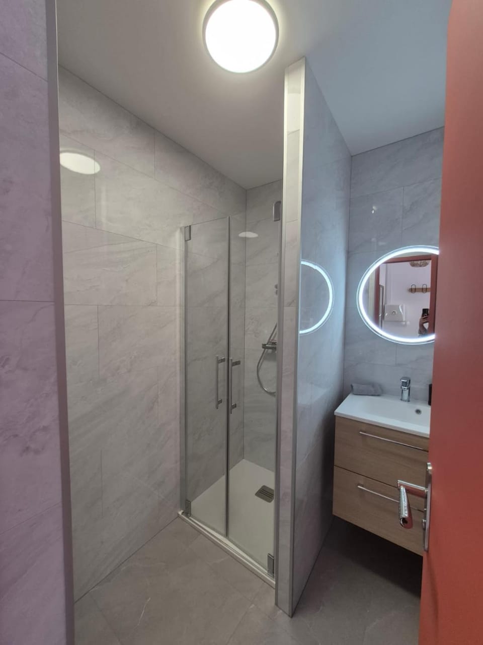Shower, Bathroom