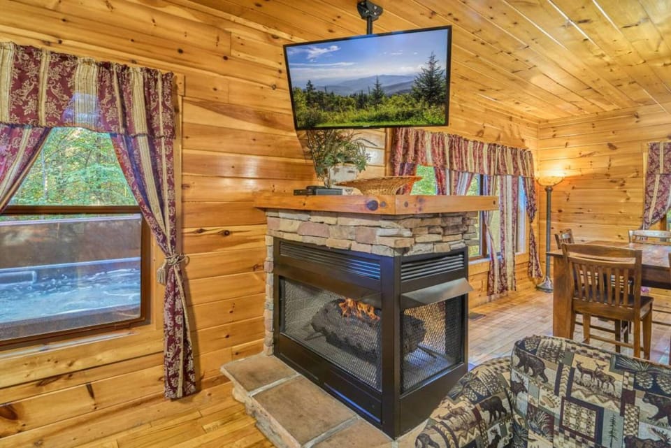 TV and multimedia, Dining area