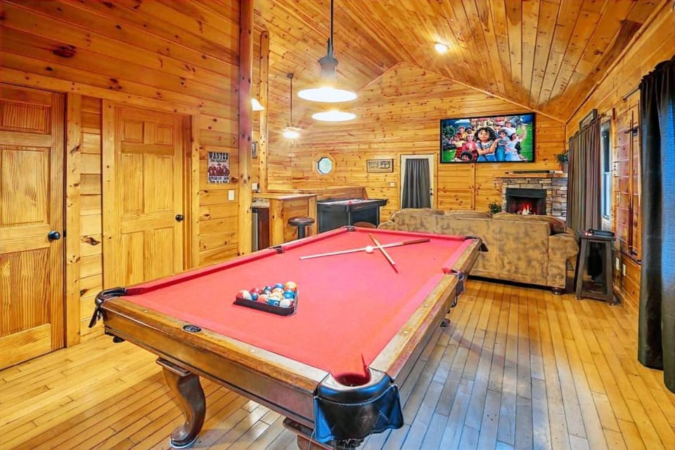 Billiard, TV and multimedia
