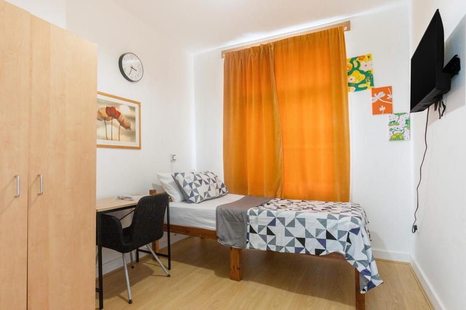 Flams 3 Vacation rental in Wembley