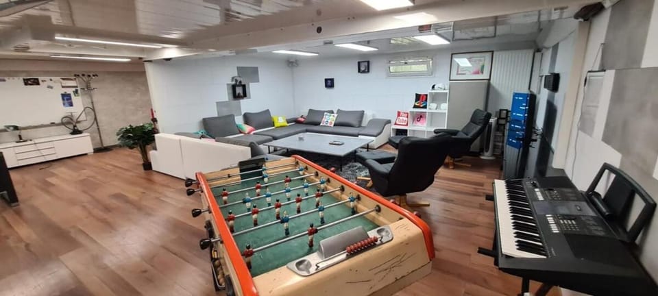 Villa Neves Villa in Saint-Cyr-sur-Loire