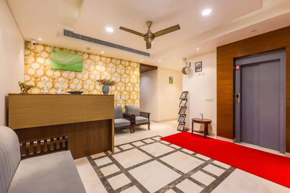 Green Retreat Apartments with Garden Apartment in Gurugram